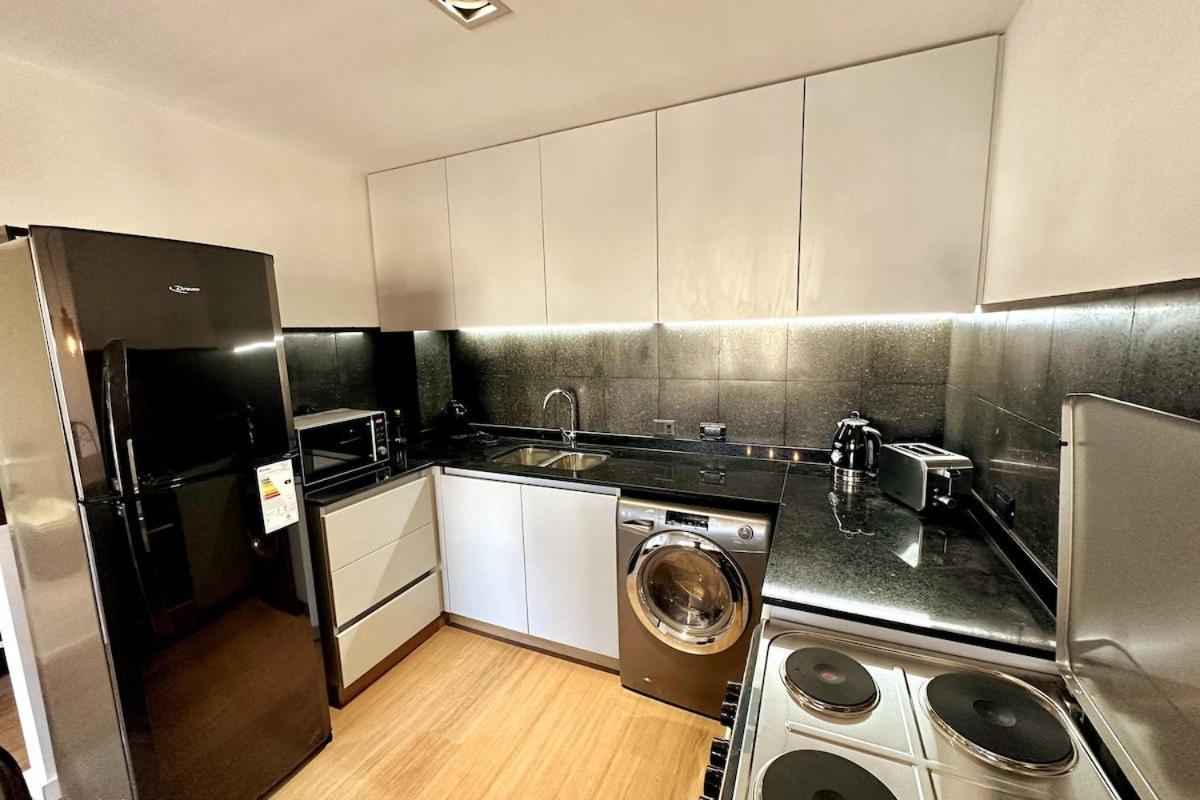 Hermoso 1 2 Banos Zona Movistar Arena Apartment